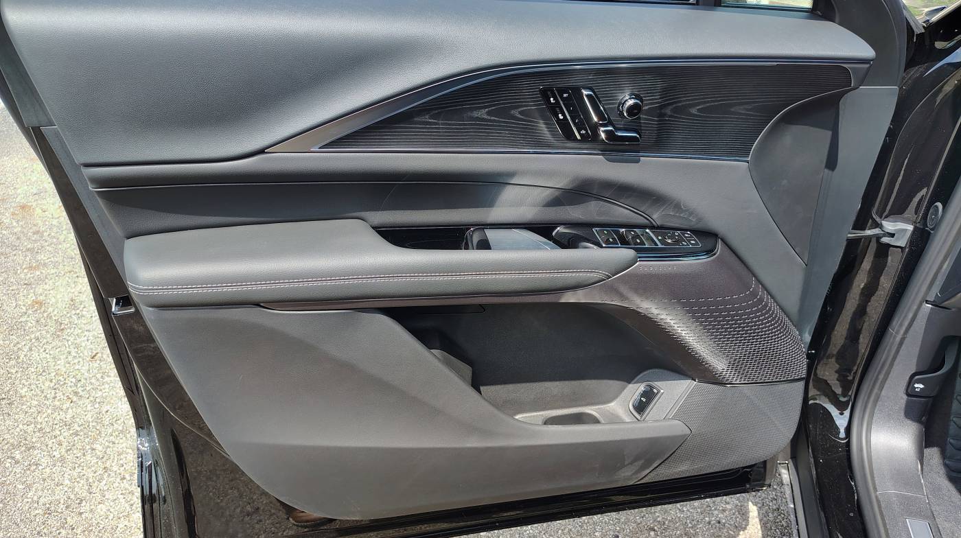 2025 Cadillac Lyriq 1GYKPURL8SZ312455
