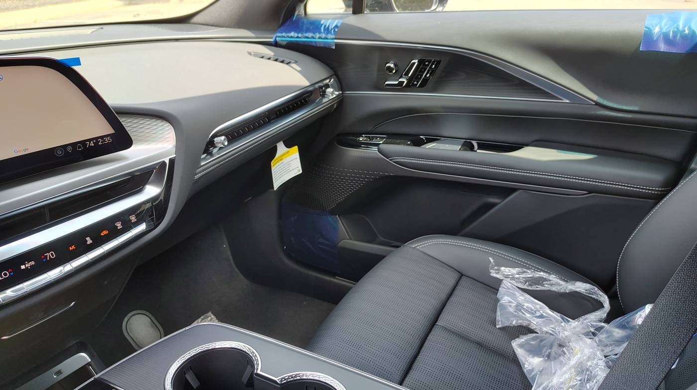 2025 Cadillac Lyriq 1GYKPURL8SZ312455