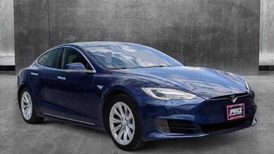 2016 Tesla Model S 5YJSA1E11GF156217