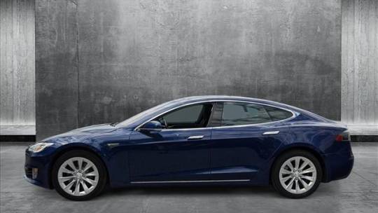 2016 Tesla Model S 5YJSA1E11GF156217