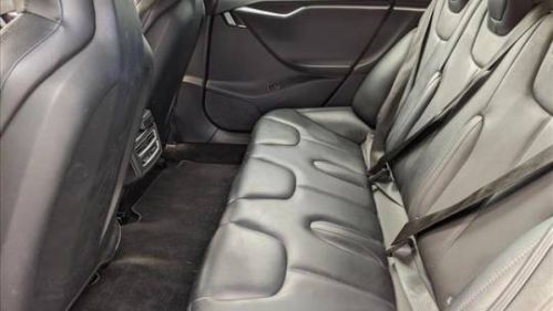 2016 Tesla Model S 5YJSA1E11GF156217