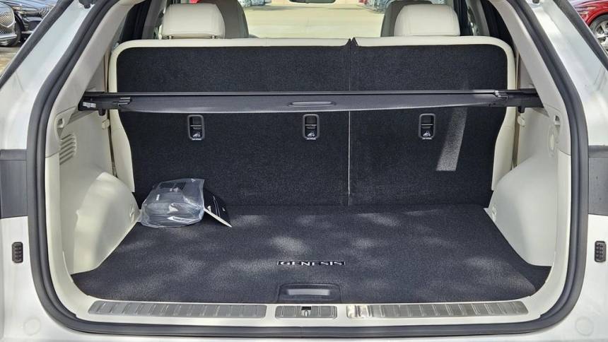 2025 Genesis GV60 KMUKB4SA8SU027956