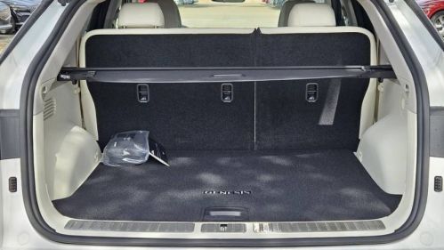 2025 Genesis GV60 KMUKB4SA8SU027956