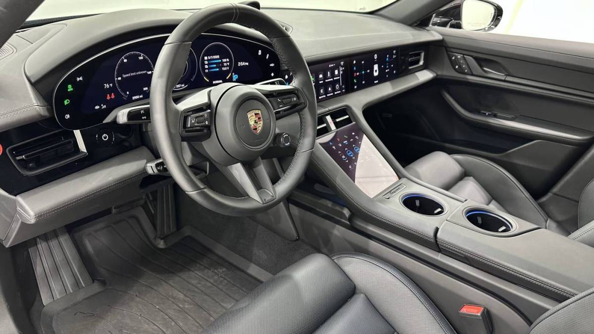 2024 Porsche Taycan - Images - 4