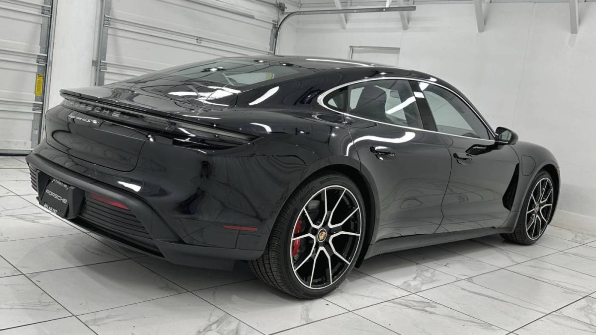 2024 Porsche Taycan - Images - 10