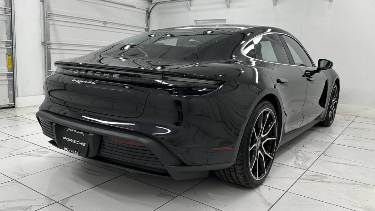2024 Porsche Taycan - Images - 11