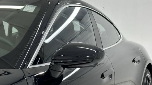 2024 Porsche Taycan - Images - 16
