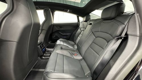 2024 Porsche Taycan - Images - 18