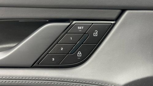 2024 Porsche Taycan - Images - 29