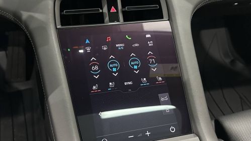 2024 Porsche Taycan - Images - 36