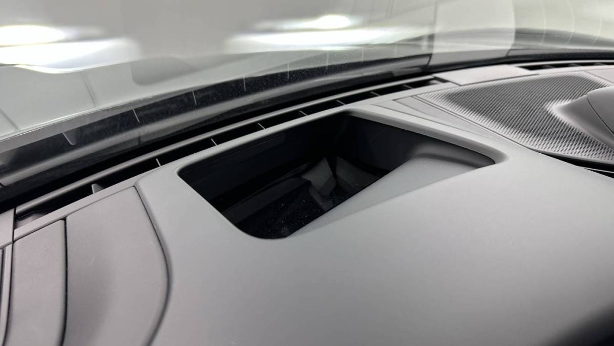 2024 Porsche Taycan - Images - 54