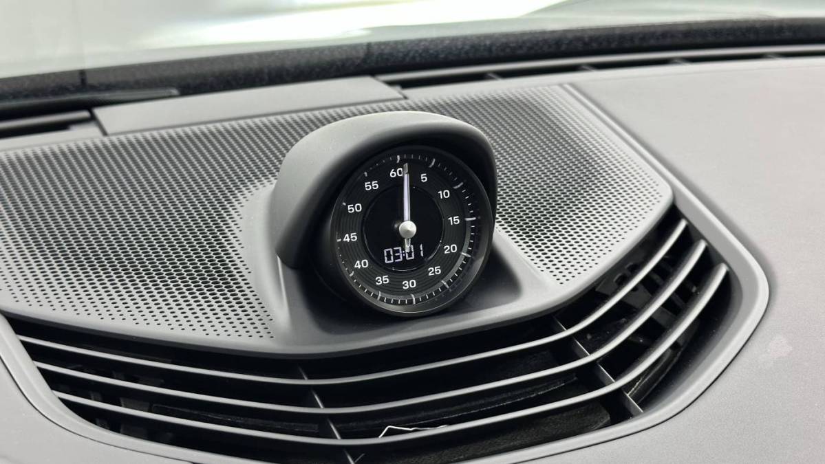 2024 Porsche Taycan - Images - 56