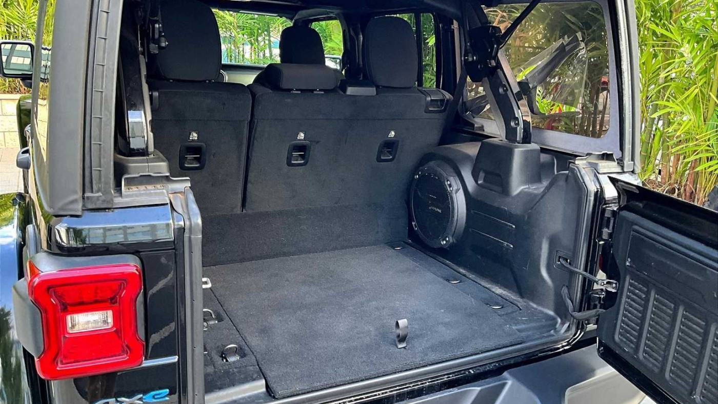 2022 Jeep Wrangler 1C4JJXR64NW198118