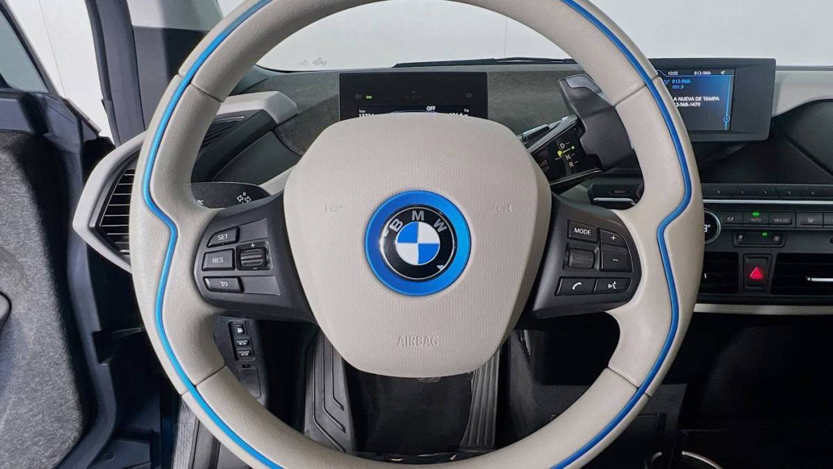 2017 BMW i3 - Images - 5