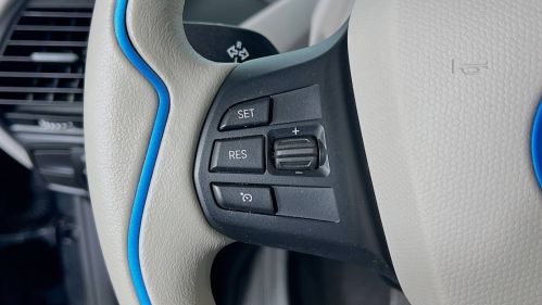 2017 BMW i3 - Images - 6