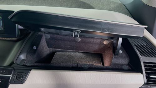 2017 BMW i3 - Images - 21