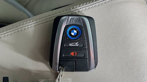 2017 BMW i3 - Images - 33