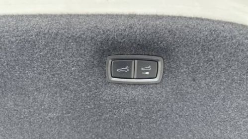 2023 Porsche Taycan WP0AA2Y17PSA14067