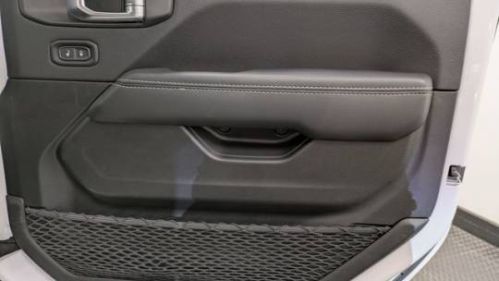 2022 Jeep Wrangler 1C4JJXP62NW228753