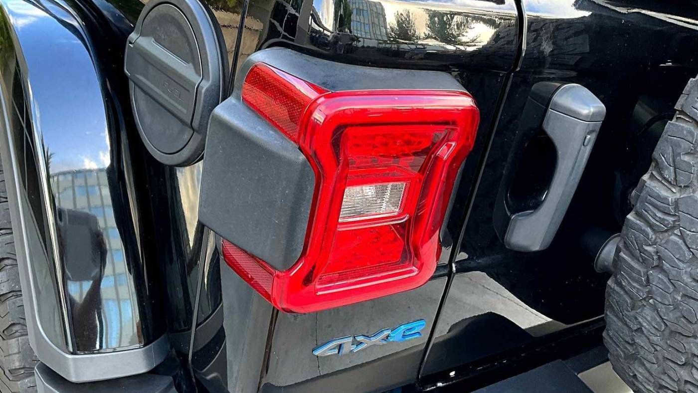2022 Jeep Wrangler 1C4JJXR64NW198118