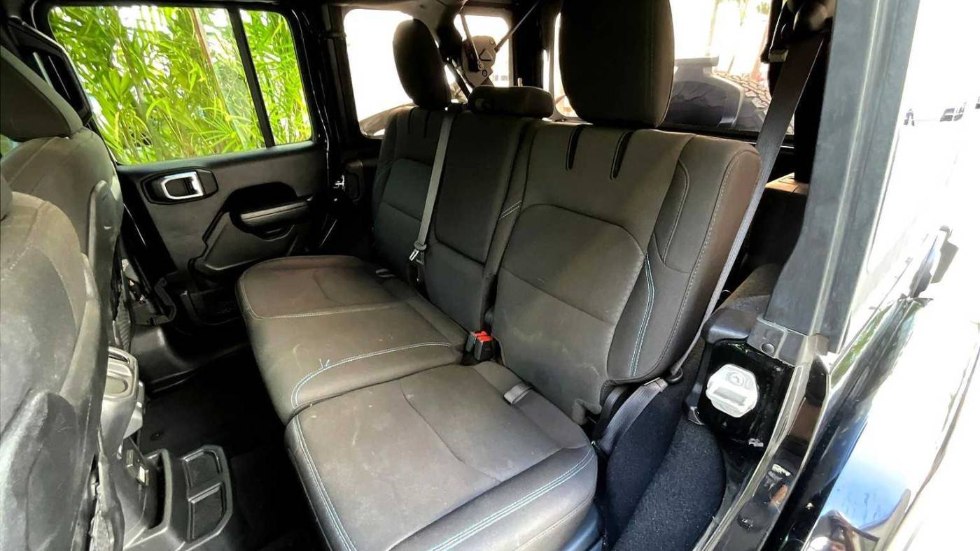 2022 Jeep Wrangler 1C4JJXR64NW198118