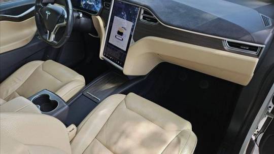 2016 Tesla Model X 5YJXCBE29GF018892