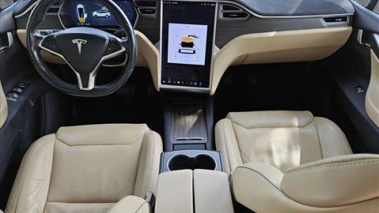 2016 Tesla Model X 5YJXCBE29GF018892