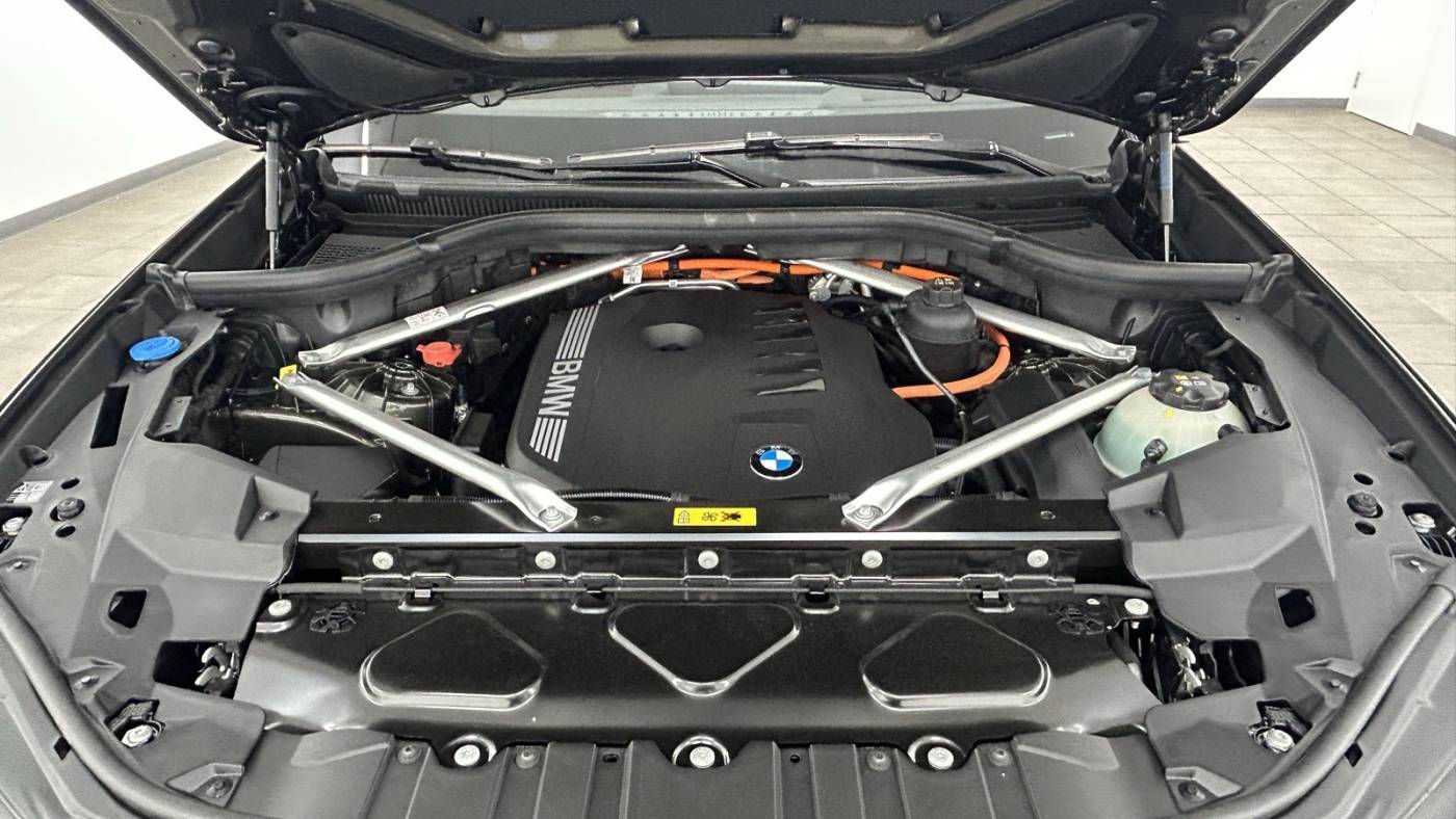 2026 BMW X5 5UX43EU02T9018837