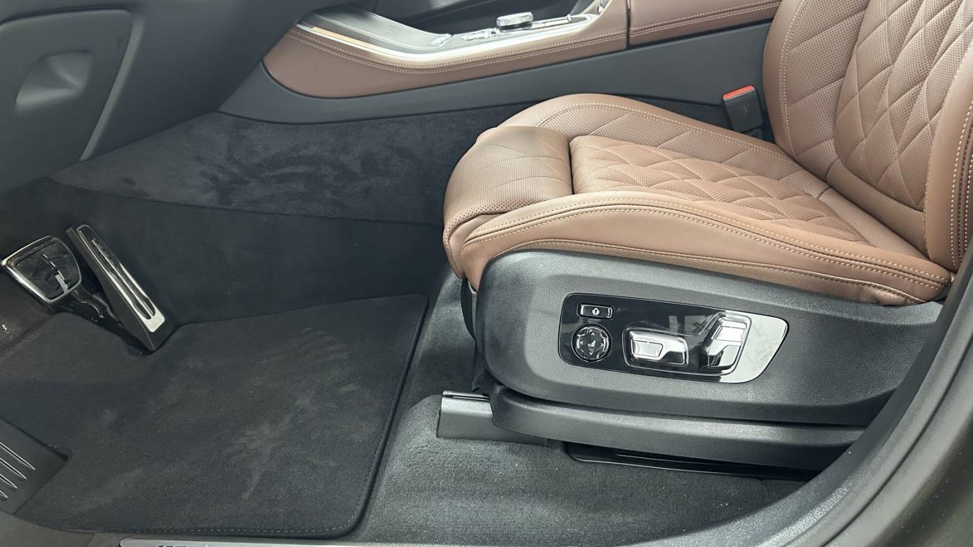 2026 BMW X5 5UX43EU02T9018837