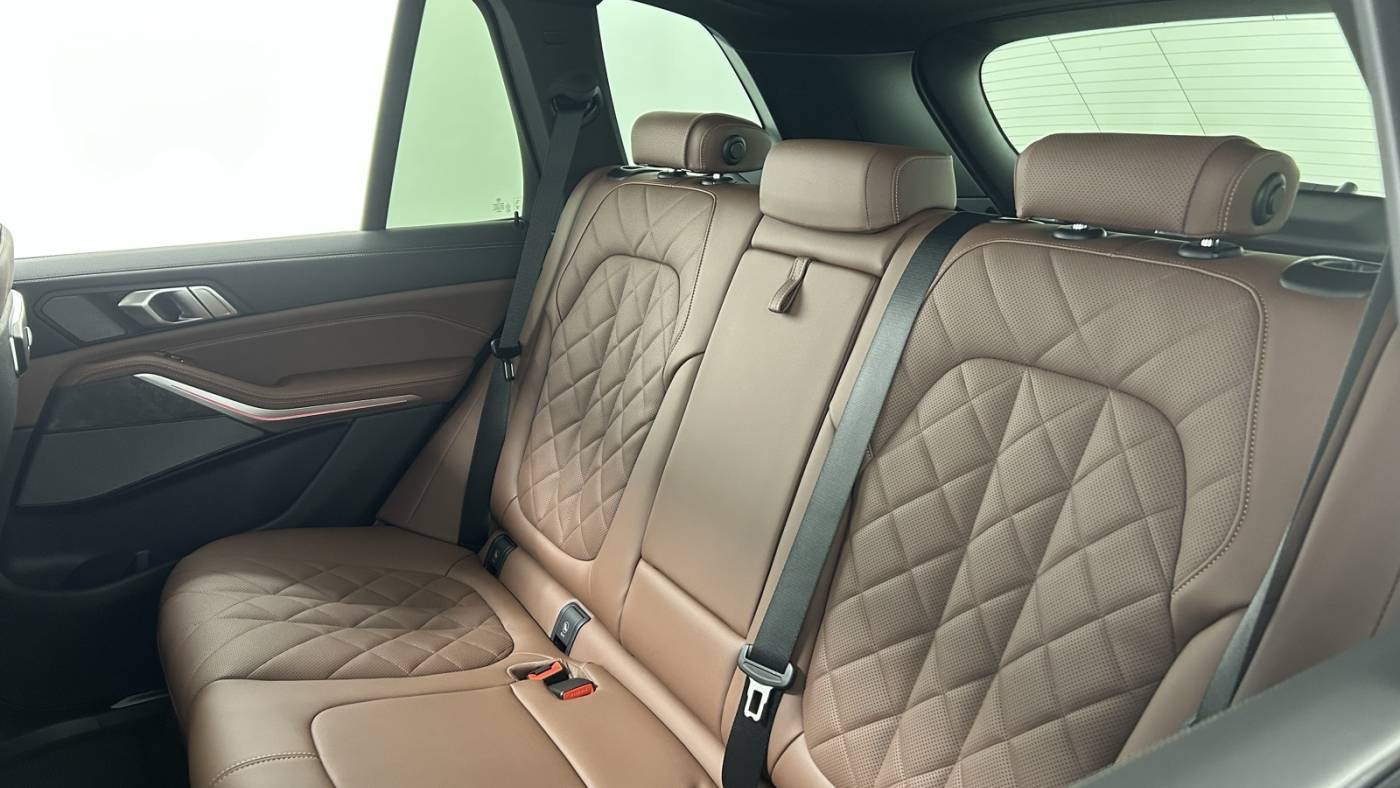 2026 BMW X5 5UX43EU02T9018837