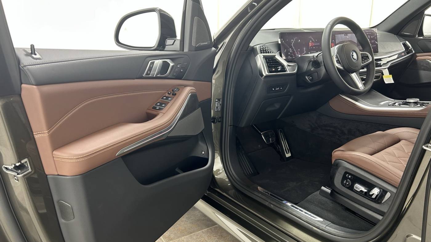 2026 BMW X5 5UX43EU02T9018837