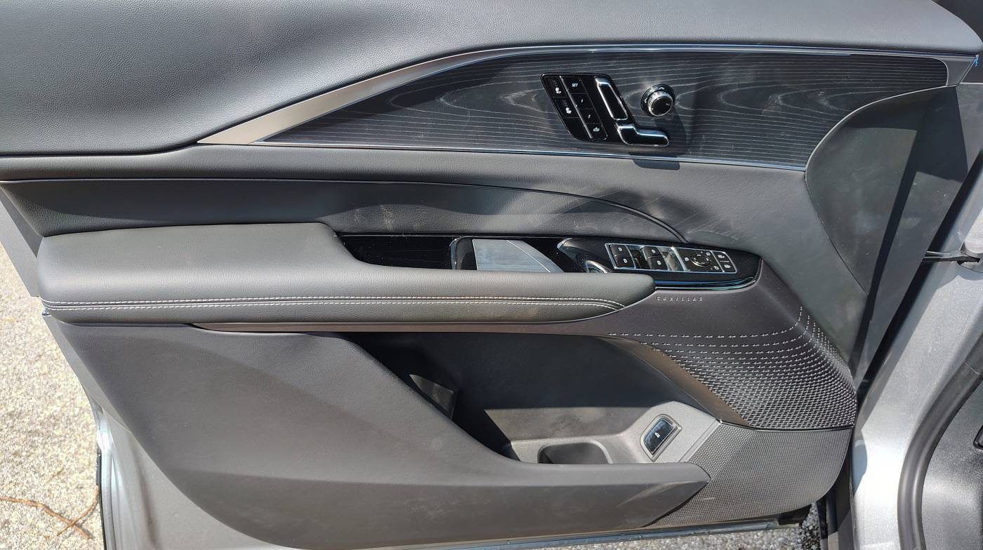 2025 Cadillac Lyriq 1GYKPNRL1SZ312206