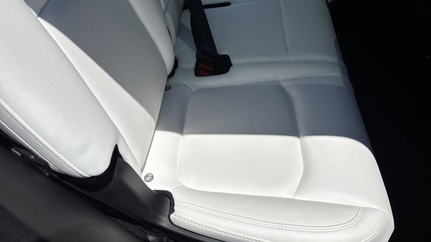 2022 Tesla Model Y 7SAYGAEE4NF570555