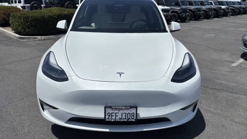 2022 Tesla Model Y 7SAYGAEE4NF570555