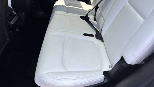 2022 Tesla Model Y 7SAYGAEE4NF570555