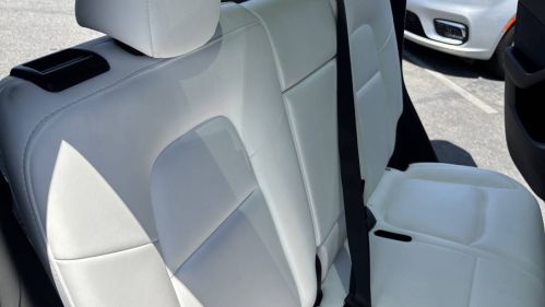 2022 Tesla Model Y 7SAYGAEE4NF570555