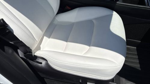2022 Tesla Model Y 7SAYGAEE4NF570555
