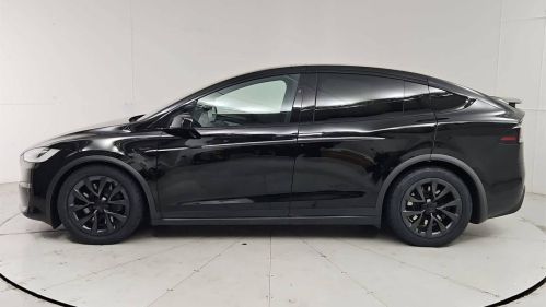 2022 Tesla Model X - Images - 3