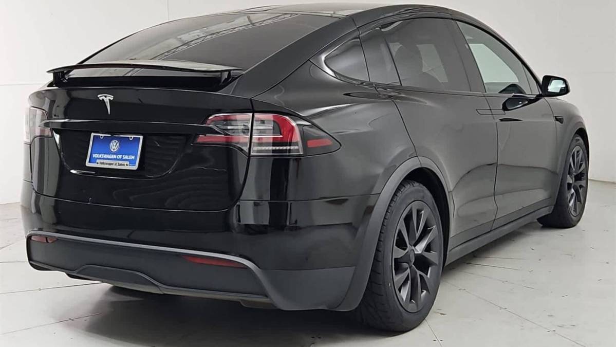 2022 Tesla Model X - Images - 6