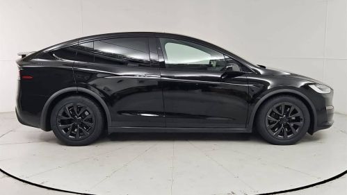 2022 Tesla Model X - Images - 7