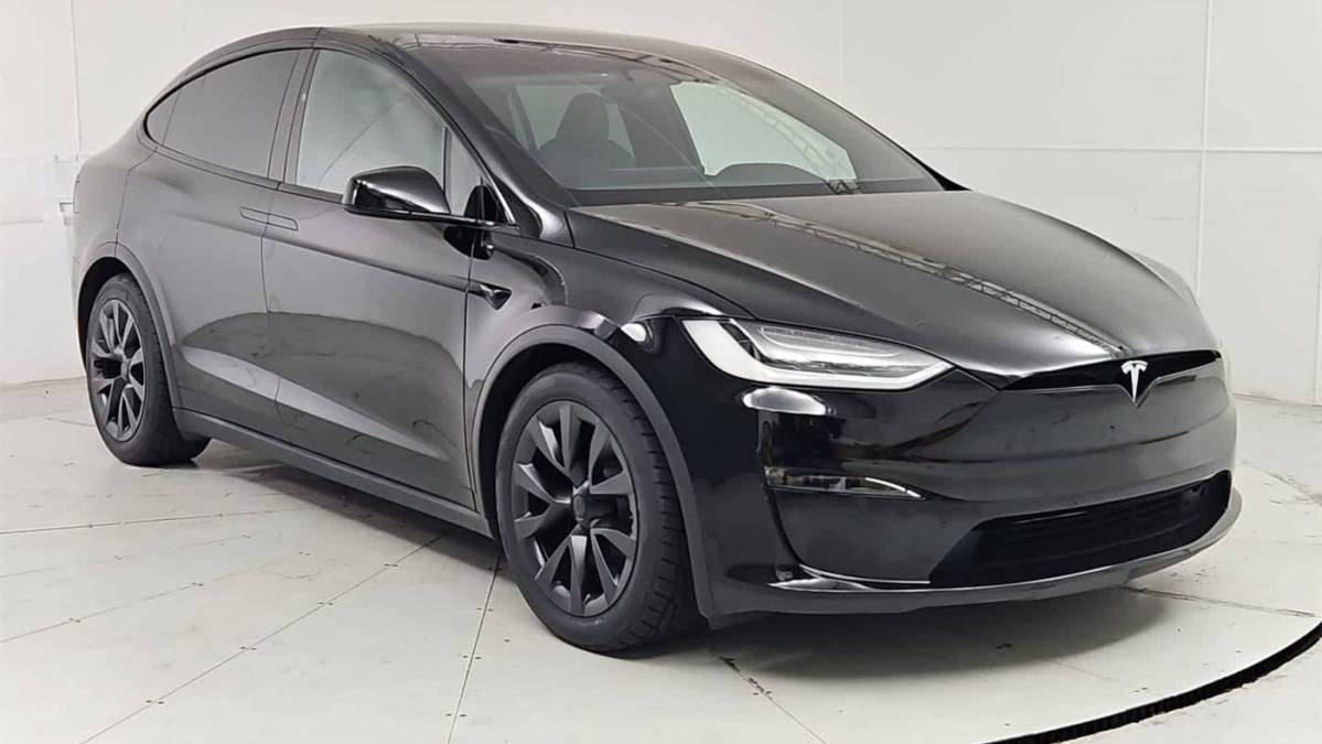2022 Tesla Model X - Images - 8