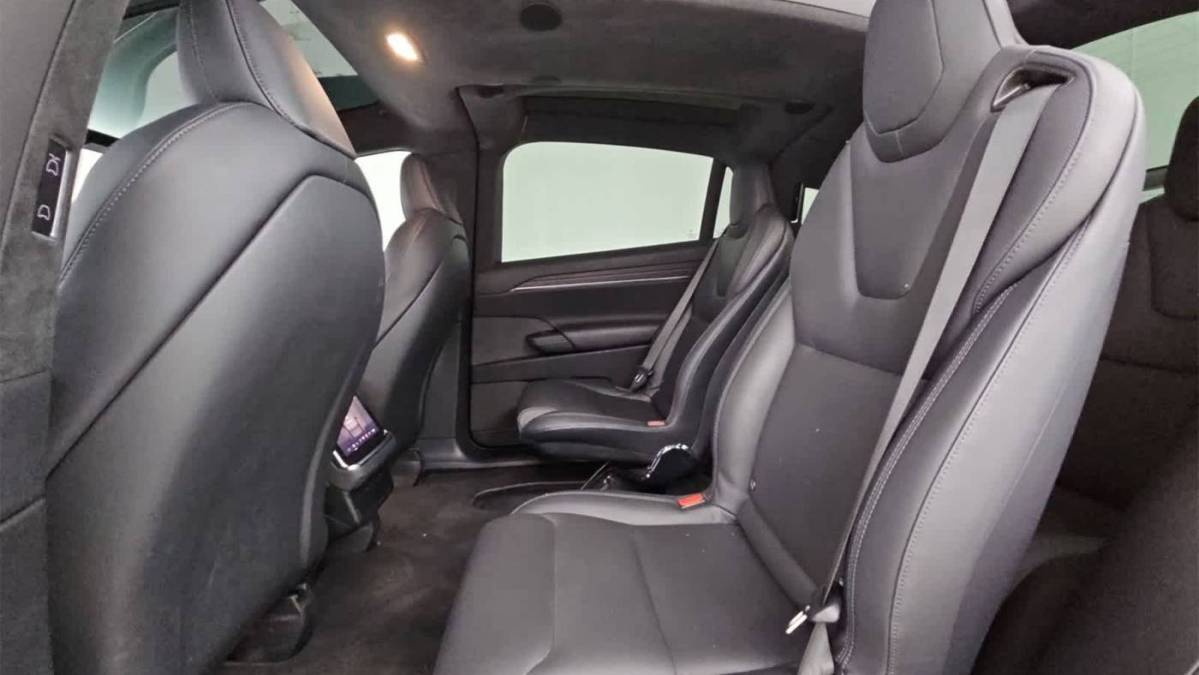 2022 Tesla Model X - Images - 18