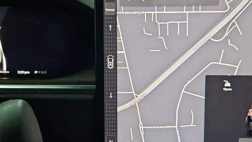 2022 Tesla Model X - Images - 29
