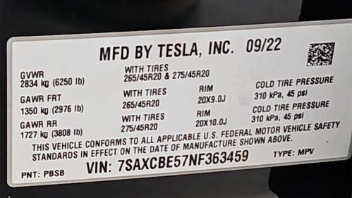 2022 Tesla Model X - Images - 33