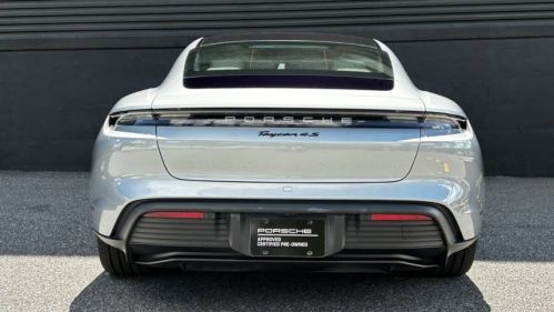 2022 Porsche Taycan - Images - 12