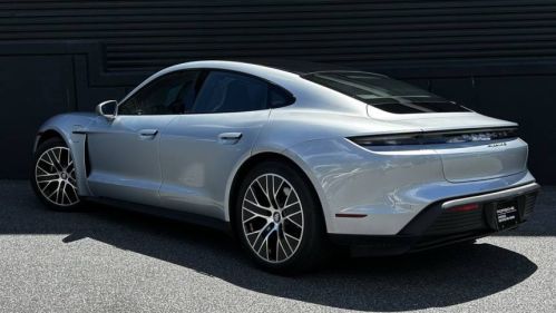 2022 Porsche Taycan - Images - 25