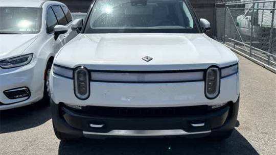 2023 Rivian R1T - Images - 6