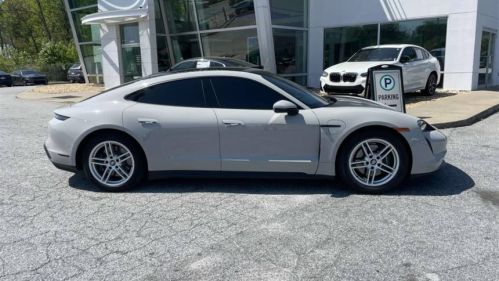 2021 Porsche Taycan - Images - 2