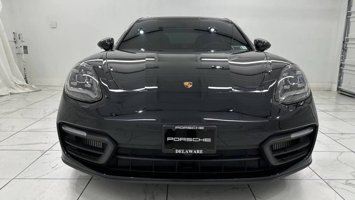 2022 Porsche Panamera - Images - 8