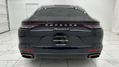 2022 Porsche Panamera - Images - 12